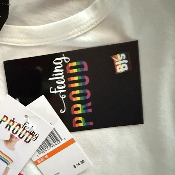 NWT White Pride Shirt with Rainbow LOVE. Size M - Picture 3 of 5